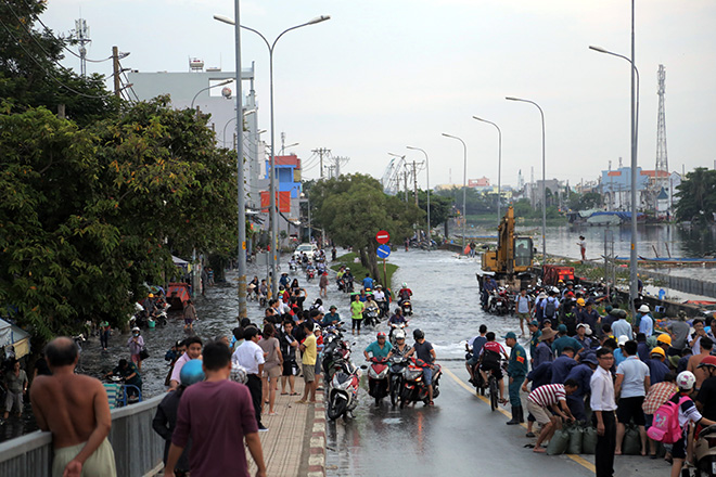 TPHCM "thất thủ " vì triều cường, người dân đổ xô về Nhơn Trạch mua đất xây nhà